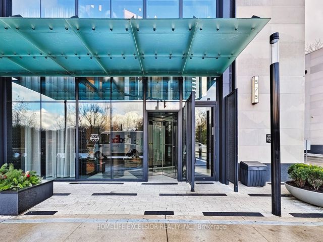 803 - 575 Bloor St E