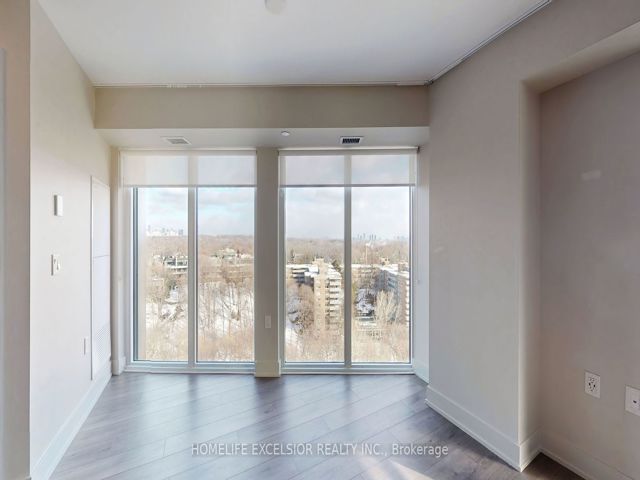803 - 575 Bloor St E