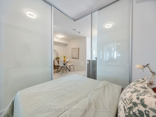 509 - 31 Tippett Rd