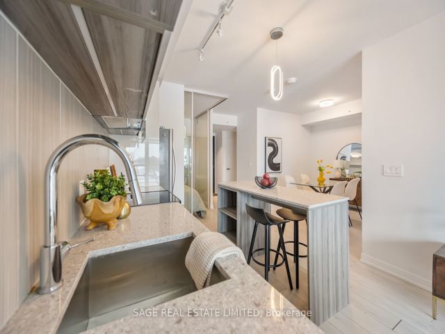 509 - 31 Tippett Rd