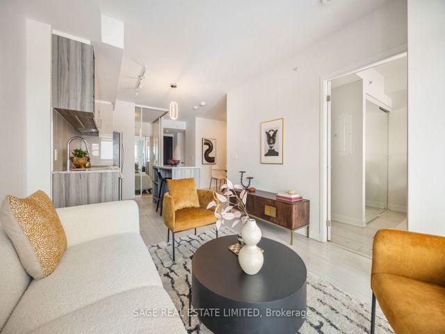 509 - 31 Tippett Rd