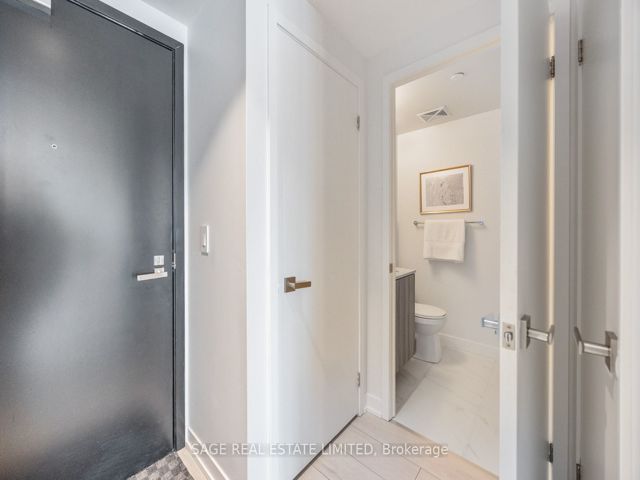 509 - 31 Tippett Rd