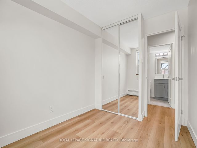 209 - 20 Sunrise Ave
