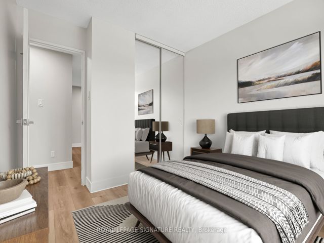 209 - 20 Sunrise Ave