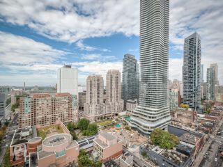 1902 - 501 Yonge St