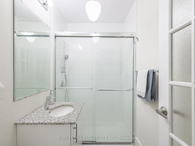 408 - 2603 Bathurst St