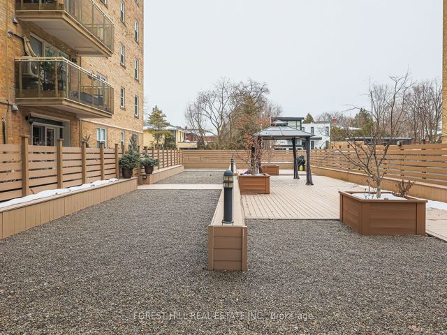 408 - 2603 Bathurst St