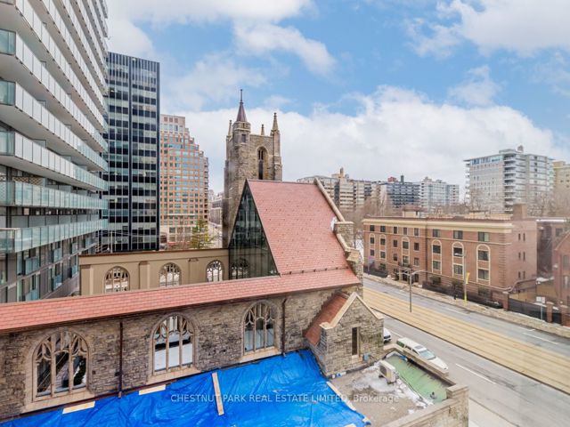 420 - 111 St Clair Ave