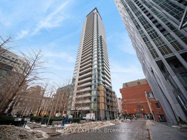 903 - 18 Yorkville Ave S
