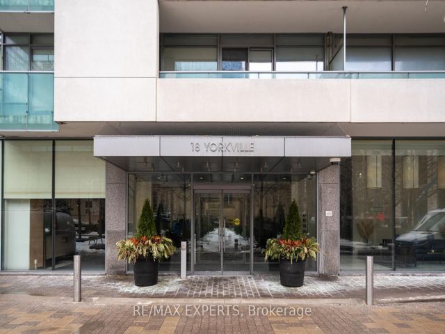 903 - 18 Yorkville Ave S