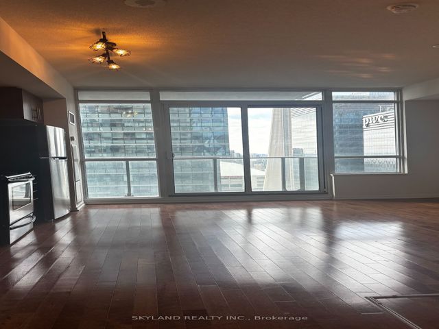 3004 - 65 Bremner Blvd