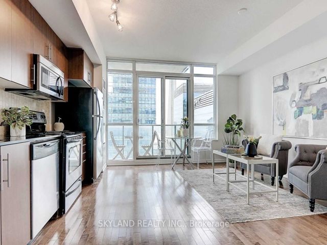 3004 - 65 Bremner Blvd