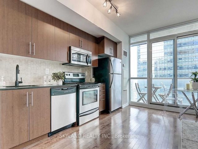 3004 - 65 Bremner Blvd