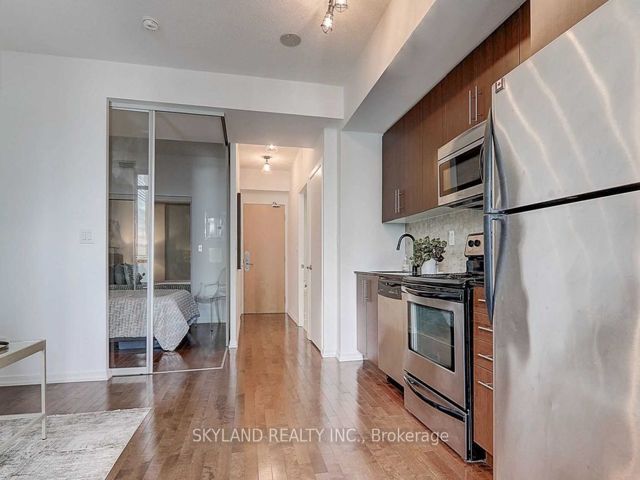 3004 - 65 Bremner Blvd