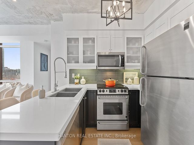 917E - 500 Queens Quay W