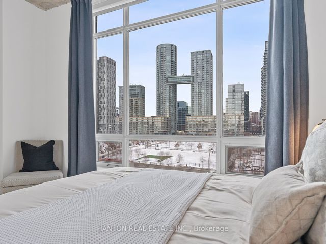 917E - 500 Queens Quay W