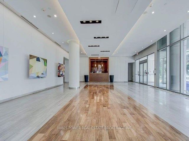 1408 - 70 Forest Manor Rd