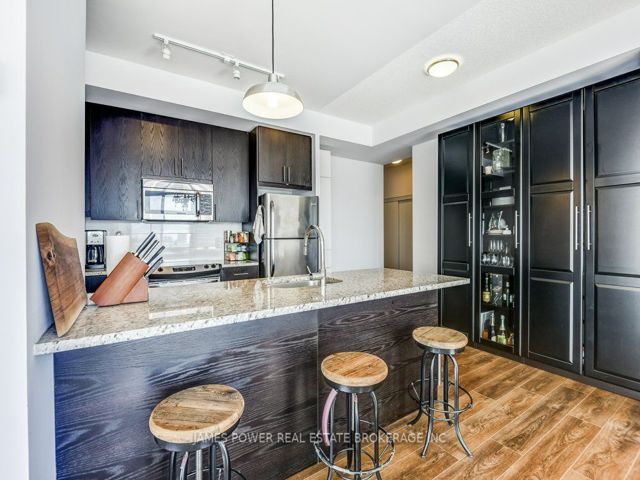 1408 - 70 Forest Manor Rd