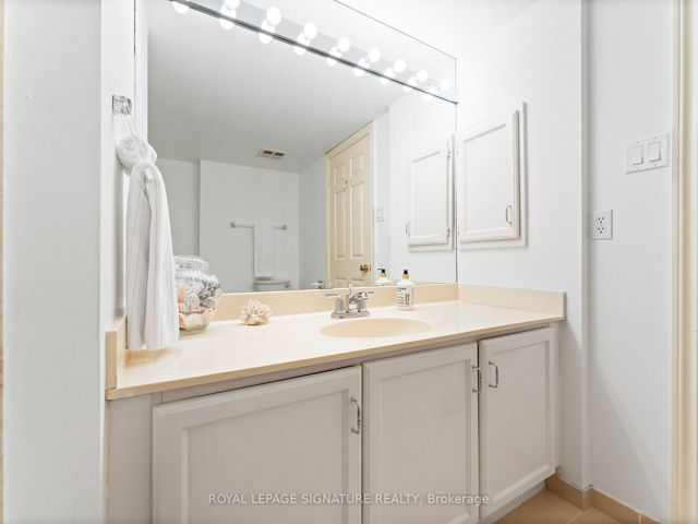 328 - 1200 Don Mills Rd
