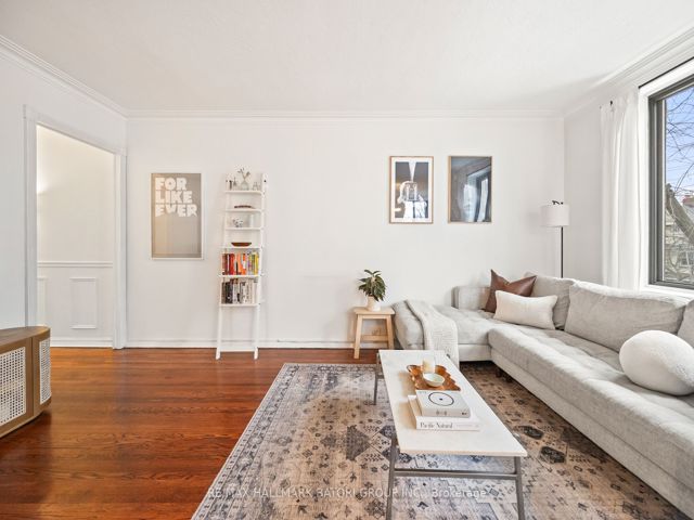 216 - 150 Farnham Ave