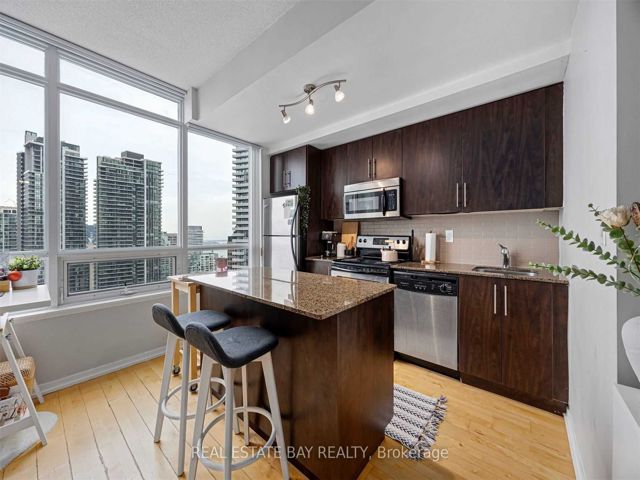 2404 - 55 Bremner Blvd Blvd