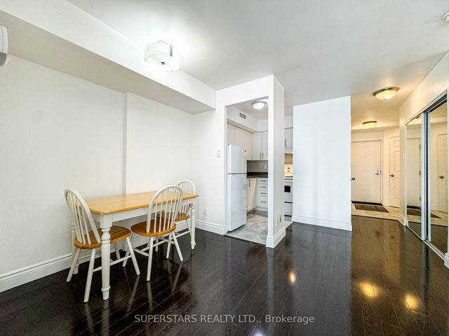 2104 - 55 Centre Ave