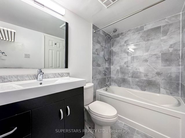 2104 - 55 Centre Ave