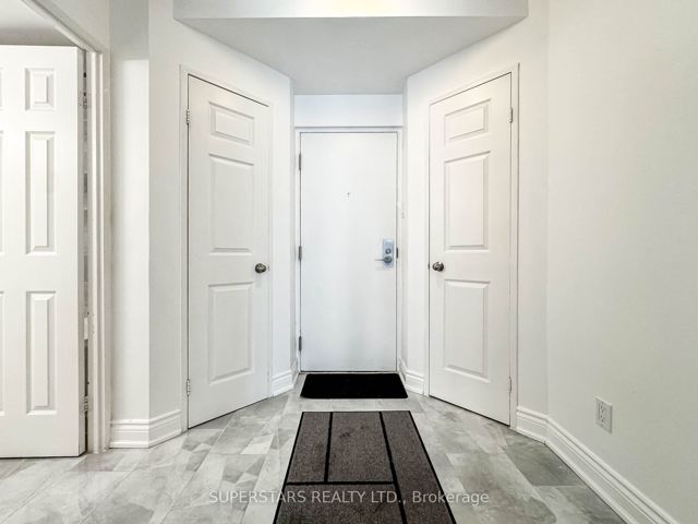 2104 - 55 Centre Ave