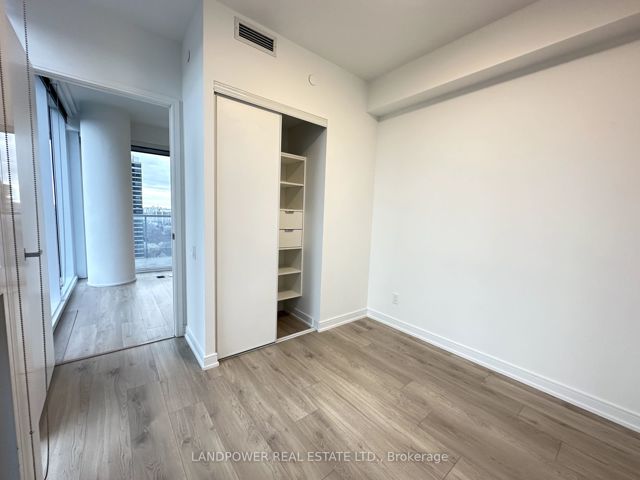2709 - 3 Gloucester St