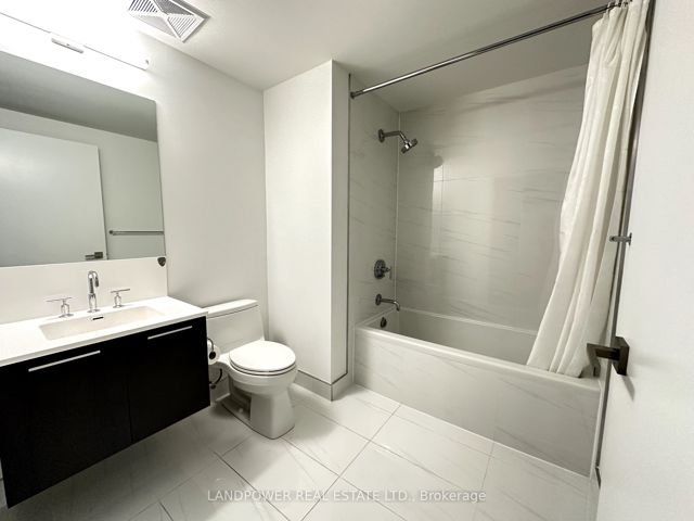 2709 - 3 Gloucester St