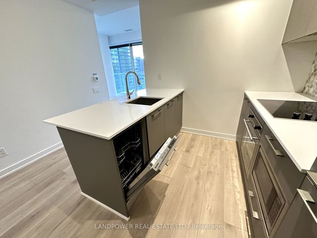 2709 - 3 Gloucester St
