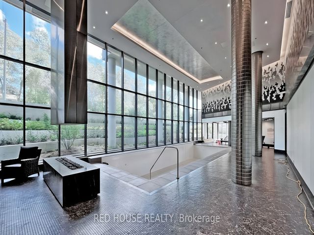 620 - 25 Adra Grado Way