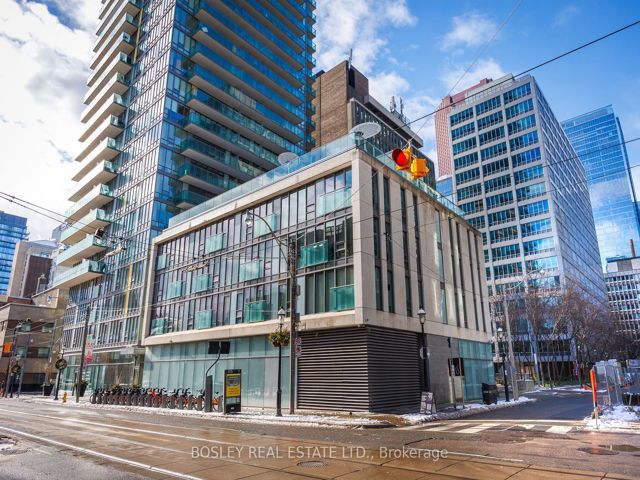 412 - 33 Lombard St