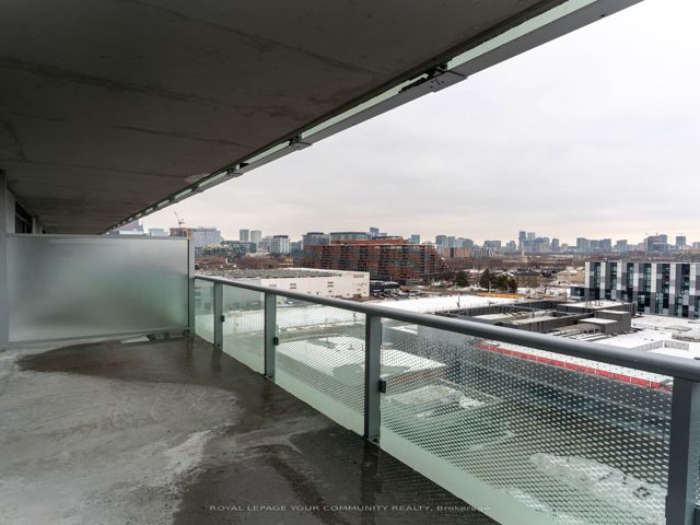 1102 - 425 Front St E