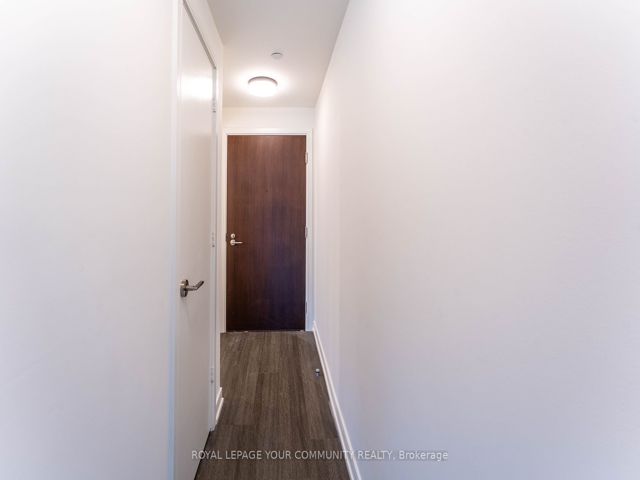 1102 - 425 Front St E