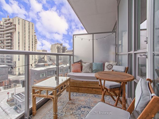 517 - 62 Forest Manor Rd