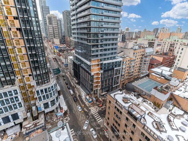 1506 - 33 Lombard St