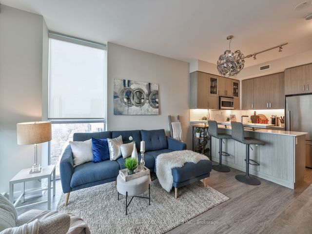 1202 - 1486 Bathurst St
