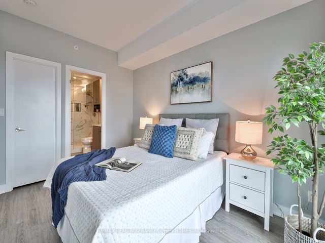 1202 - 1486 Bathurst St