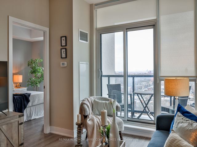 1202 - 1486 Bathurst St
