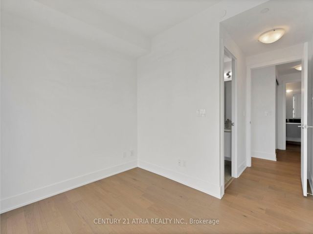 3002 - 200 Bloor St W