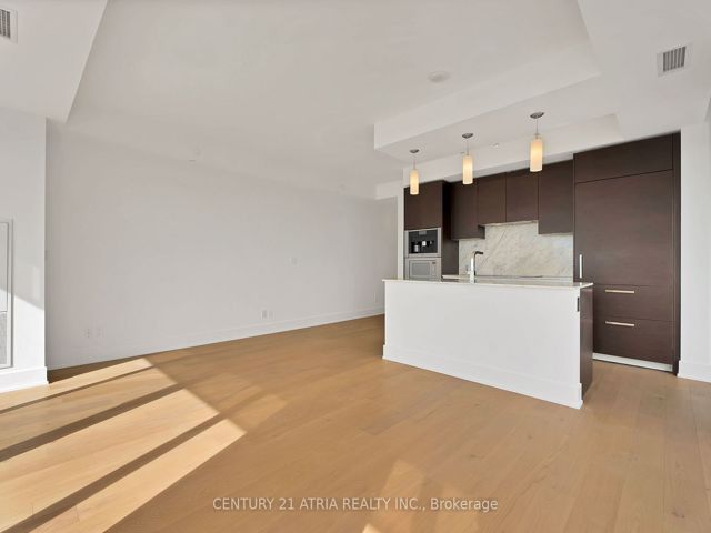 3002 - 200 Bloor St W