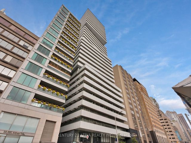 3002 - 200 Bloor St W
