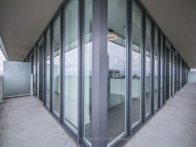 3002 - 200 Bloor St W