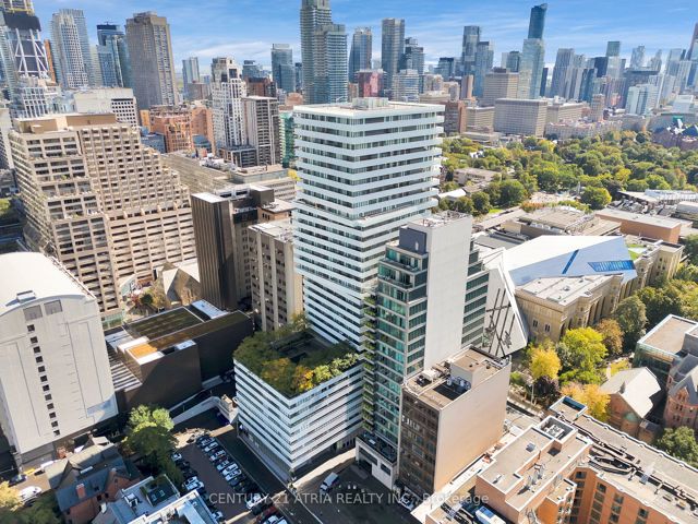 3002 - 200 Bloor St W