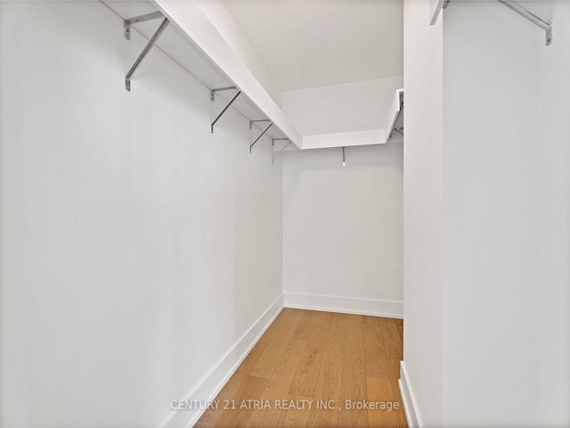 3002 - 200 Bloor St W
