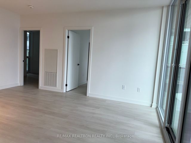 603N - 117 Broadway Ave