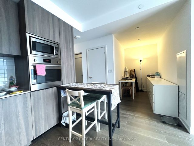 3003 - 11 Wellesley St W