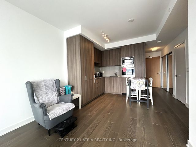 3003 - 11 Wellesley St W