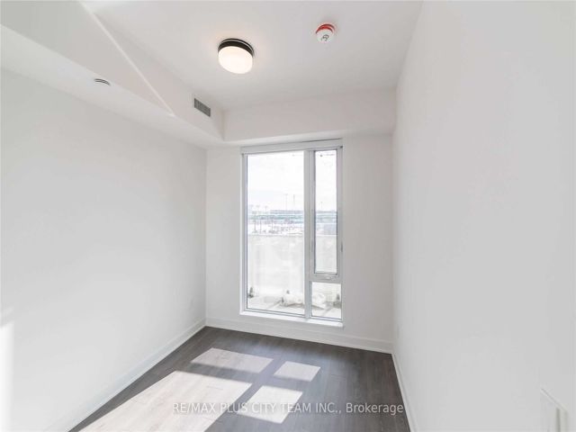 405 - 60 Tannery Rd